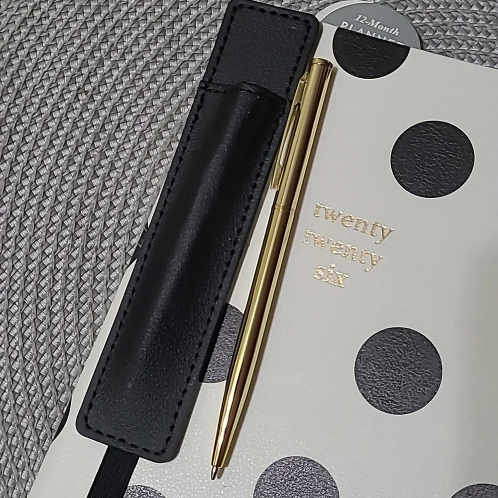 2026 Agenda Planner with Pen Holder Set